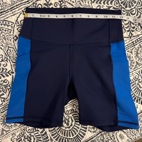Fabletics power hold bike shorts - Picture 5 of 8